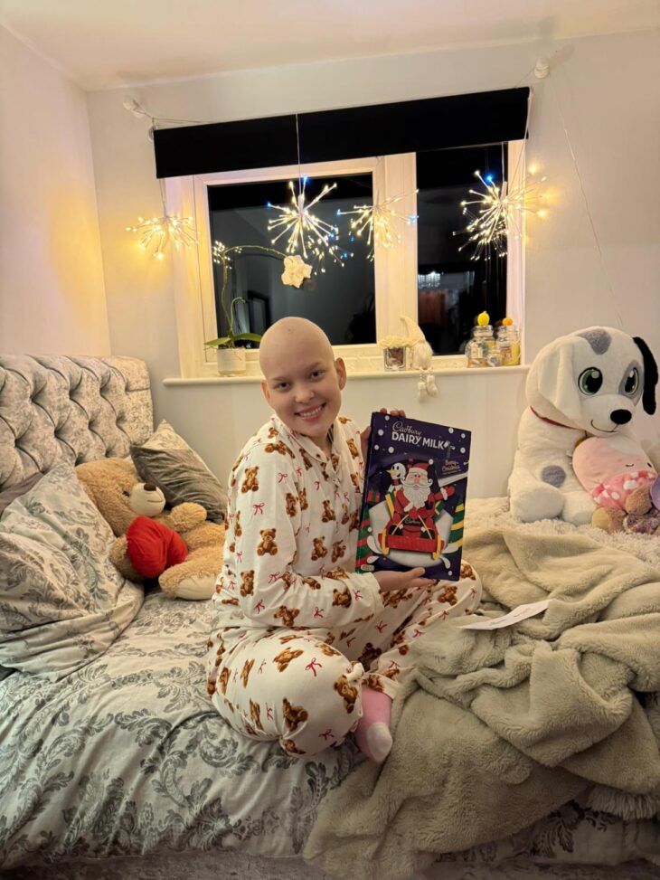 Momentum supported child receives advent calendar